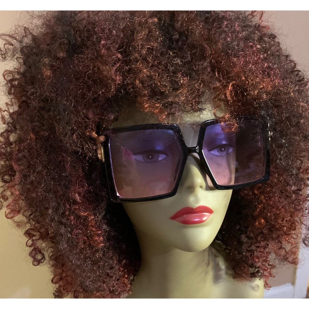 Fashion Retro Oversized Sunglasses *Case Included*